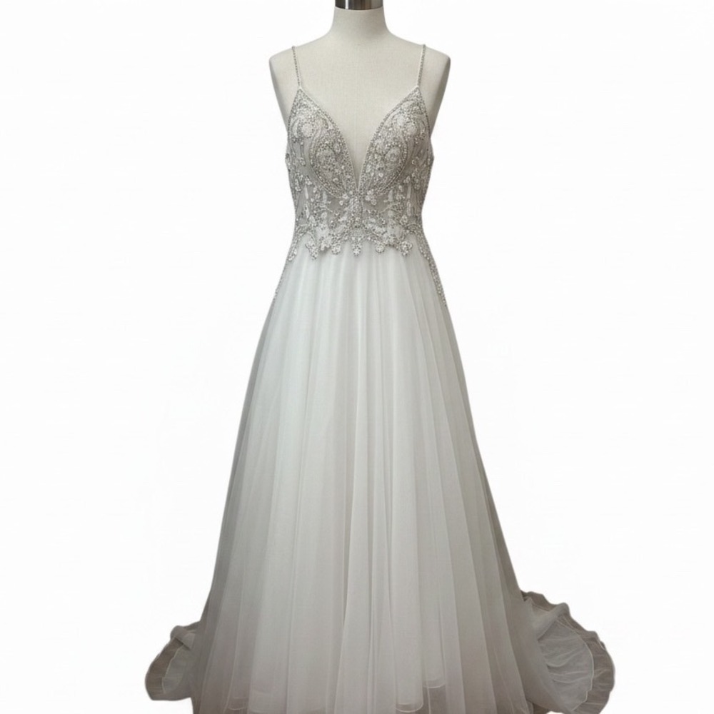 Davids Bridal Galina Signature SWG784 Ivory Beaded Tulle Wedding Dress Size 10